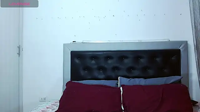 perverseveteranmanxxx online show from February 26, 2026, 3:16 am