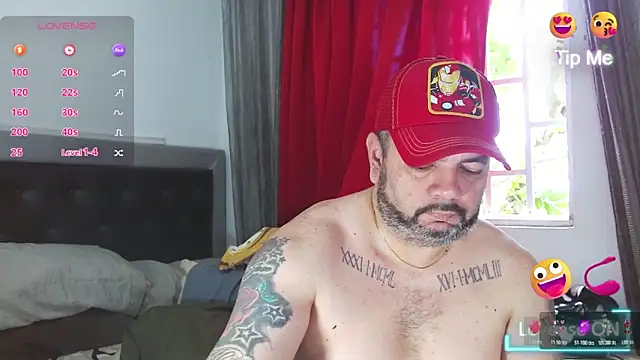 Snapshot of perverseveteranmanxxx chatting on May 3, 2026, 6:14 pm perverseveteranmanxxx online show from May 3, 2026, 6:14 pm