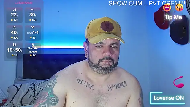 Snapshot of perverseveteranmanxxx chatting on July 15, 2026, 11:43 pm perverseveteranmanxxx online show from July 15, 2026, 11:43 pm