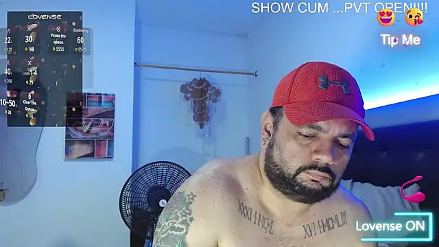 Snapshot of perverseveteranmanxxx chatting on July 29, 2026, 11:36 pm perverseveteranmanxxx online show from July 29, 2026, 11:36 pm