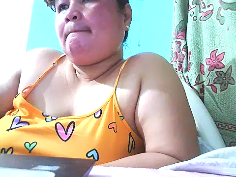 Snapshot of xsweetlover69x chatting on July 9, 2026, 4:38 am xsweetlover69x online show from July 9, 2026, 4:38 am