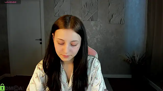 Snapshot of Tracey_Gill chatting on May 31, 2026, 1:03 am Tracey Gill online show from May 31, 2026, 1:03 am