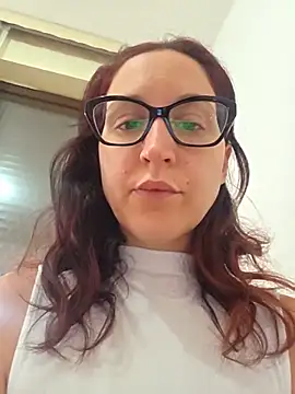 Snapshot of Nicolevellori chatting on June 11, 2026, 4:32 am Nicolevellori online show from June 11, 2026, 4:32 am