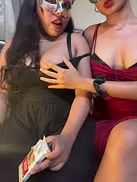 Snapshot of SlutrySiren chatting on June 20, 2026, 8:55 pm SlutrySiren online show from June 20, 2026, 8:55 pm