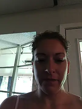 missbellastar online show from June 9, 2026, 5:13 pm