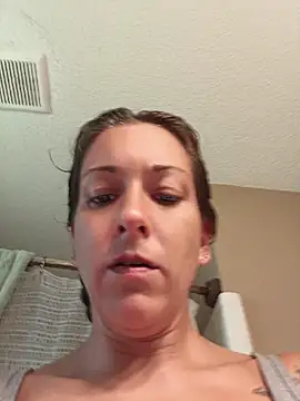 missbellastar online show from June 25, 2026, 10:36 pm
