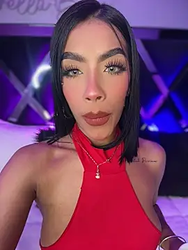 Snapshot of FiorellaBossh_ chatting on May 29, 2026, 10:30 pm FiorellaBossh online show from May 29, 2026, 10:30 pm