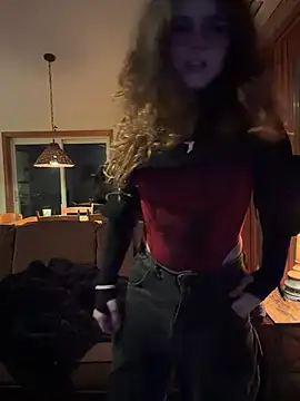 cutypiefull online show from June 12, 2026, 3:05 am