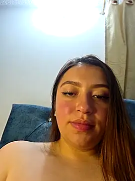 Veronicca 7 online show from July 18, 2026, 3:22 am