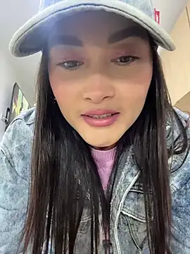 Tatiana123  online show from June 26, 2026, 11:31 pm