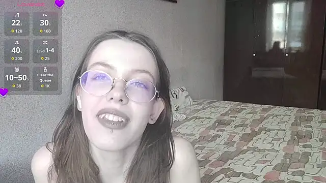 Snapshot of SeXLenaX chatting on May 20, 2026, 2:34 pm SeXLenaX online show from May 20, 2026, 2:34 pm
