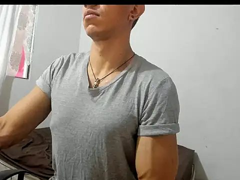 Snapshot of aquiles04 chatting on June 30, 2026, 3:02 pm aquiles04 online show from June 30, 2026, 3:02 pm