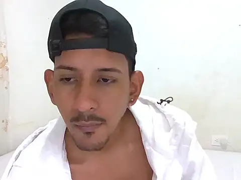 Snapshot of Matteo_Voss chatting on May 19, 2026, 6:20 am Matteo Voss online show from May 19, 2026, 6:20 am