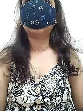 Snapshot of hot_kiran2000 chatting on May 14, 2026, 10:11 am hot kiran2000 online show from May 14, 2026, 10:11 am