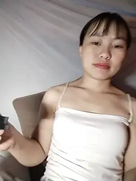 Snapshot of Cherry-squirtt chatting on July 9, 2026, 6:39 am Cherry-squirtt online show from July 9, 2026, 6:39 am