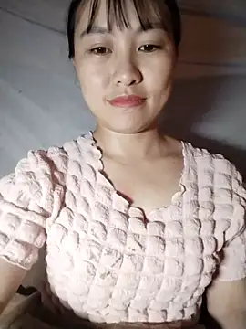 Snapshot of Cherry-squirtt chatting on July 10, 2026, 7:27 pm Cherry-squirtt online show from July 10, 2026, 7:27 pm