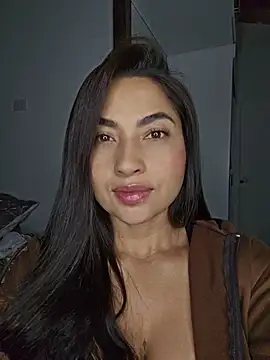 Eva Rousses online show from June 23, 2026, 12:30 am