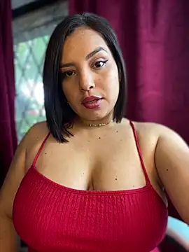 Elena Grace1 online show from May 29, 2026, 8:18 pm