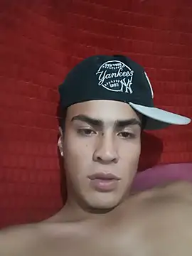 Snapshot of Fenix_hardcock chatting on July 16, 2026, 6:52 am Fenix hardcock online show from July 16, 2026, 6:52 am