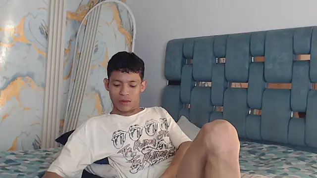 RONALDA HOT26 online show from June 20, 2026, 1:36 pm