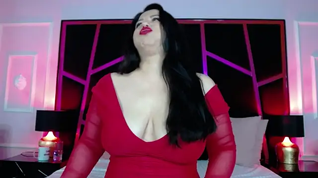 EssenaMonroe online show from July 12, 2026, 6:59 am