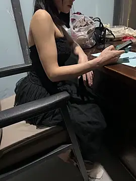 Snapshot of Super-CoCo chatting on May 14, 2026, 6:04 pm Super-CoCo online show from May 14, 2026, 6:04 pm