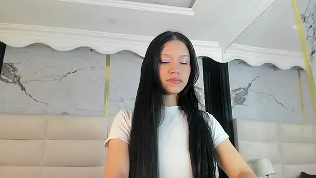 Snapshot of SophiieCalloway1 chatting on June 1, 2026, 3:14 pm SophiieCalloway1 online show from June 1, 2026, 3:14 pm