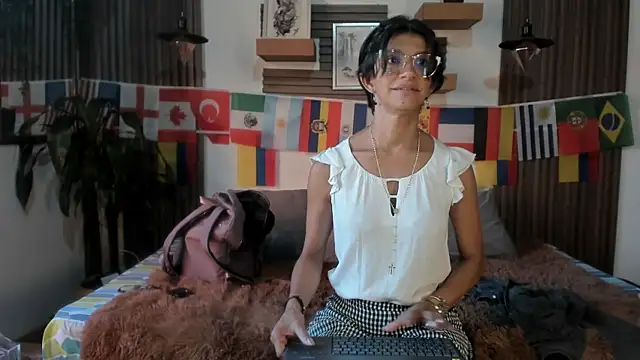 Snapshot of Evaa_campbell chatting on July 11, 2026, 12:30 pm Evaa campbell online show from July 11, 2026, 12:30 pm