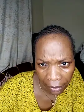 Snapshot of Sweetpoison20 chatting on May 15, 2026, 10:06 pm Sweetpoison20 online show from May 15, 2026, 10:06 pm