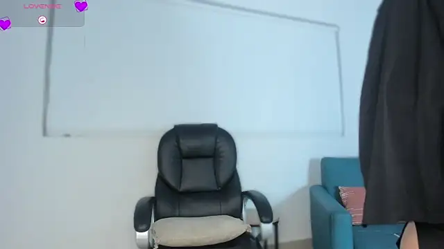 ailinn sahara online show from May 31, 2026, 4:09 am