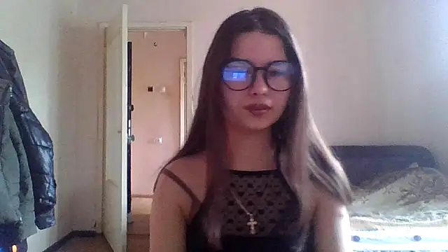 Snapshot of Bellochka201 chatting on May 21, 2026, 8:43 am Bellochka201 online show from May 21, 2026, 8:43 am