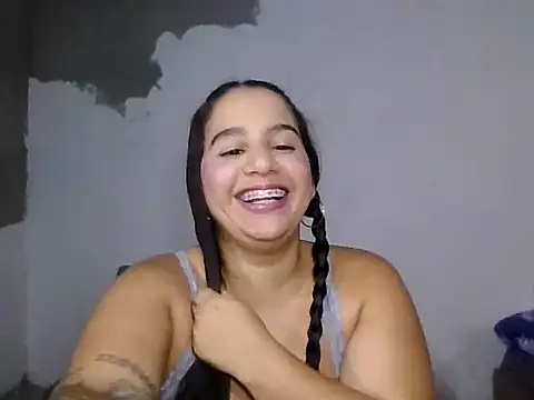 Snapshot of tifanny27 chatting on May 18, 2026, 10:04 pm tifanny27 online show from May 18, 2026, 10:04 pm