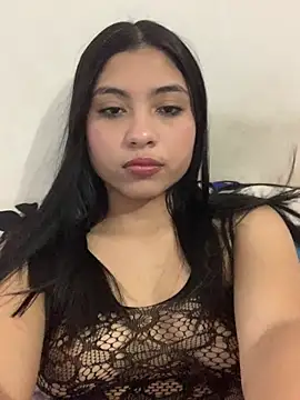 Paula-sinz online show from July 3, 2026, 11:00 pm