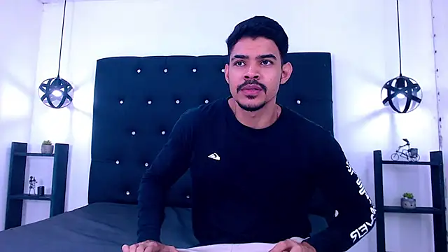 Snapshot of Dannesh_ chatting on May 21, 2026, 3:13 am Dannesh online show from May 21, 2026, 3:13 am