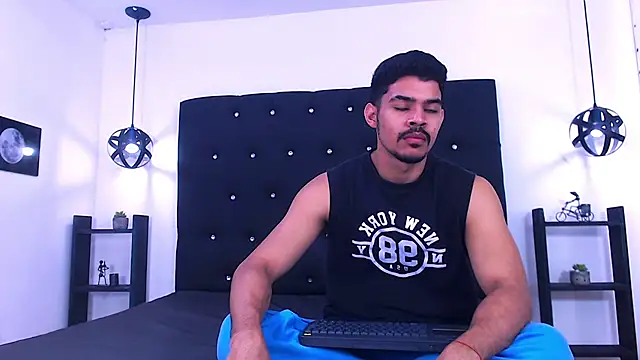 Snapshot of Dannesh_ chatting on May 23, 2026, 3:12 am Dannesh online show from May 23, 2026, 3:12 am