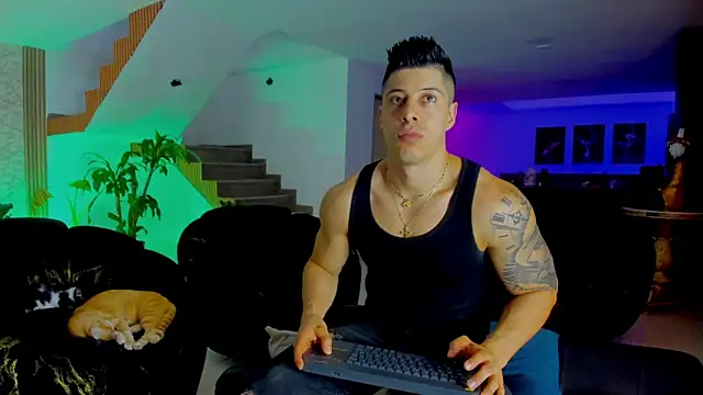 Snapshot of lukas_green11 chatting on July 6, 2026, 7:49 pm lukas green11 online show from July 6, 2026, 7:49 pm