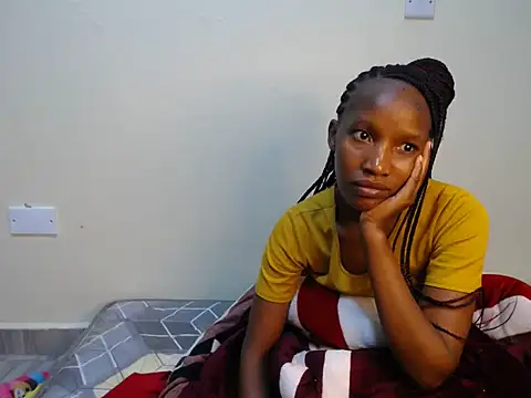 Snapshot of KittyFay chatting on July 10, 2026, 8:44 pm KittyFay online show from July 10, 2026, 8:44 pm