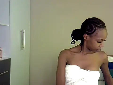 Snapshot of Sexycarll9 chatting on July 15, 2026, 8:52 am Sexycarll9 online show from July 15, 2026, 8:52 am