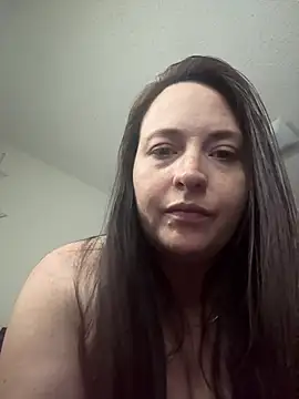 Snapshot of goddesshmh chatting on June 17, 2026, 9:23 am goddesshmh online show from June 17, 2026, 9:23 am