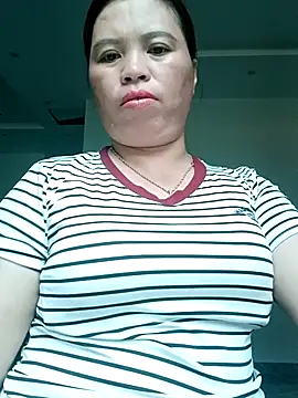 -Yeyi- online show from July 9, 2026, 10:30 am