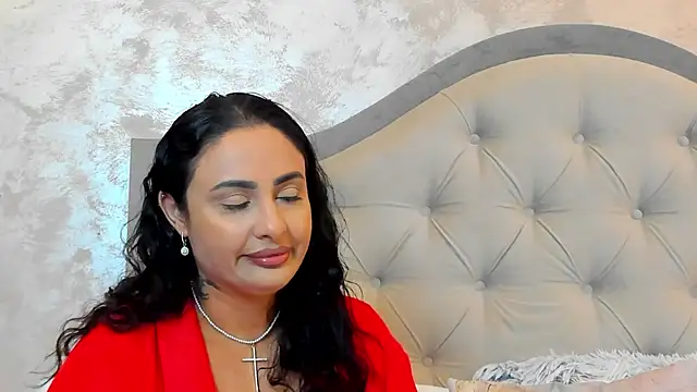 Snapshot of Bianca_Vale chatting on July 9, 2026, 5:00 am Bianca Vale online show from July 9, 2026, 5:00 am