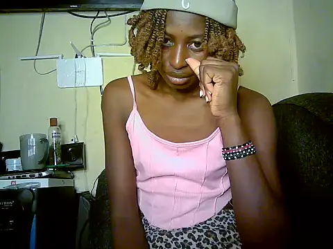 Therry-heart online show from June 20, 2026, 4:04 am
