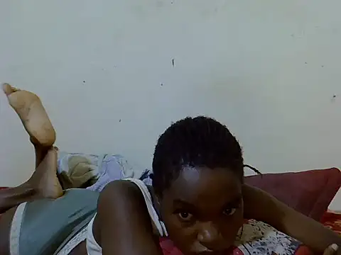 Snapshot of princess_scovia chatting on May 21, 2026, 9:05 am princess scovia online show from May 21, 2026, 9:05 am