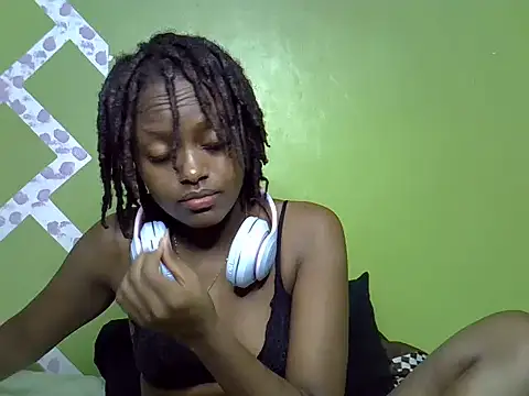 Snapshot of Slim_shedy1 chatting on June 11, 2026, 5:33 pm Slim shedy1 online show from June 11, 2026, 5:33 pm