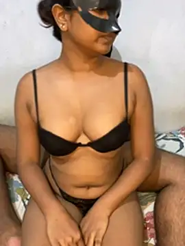 Snapshot of Ishi_kella chatting on July 22, 2026, 11:57 am Ishi kella online show from July 22, 2026, 11:57 am