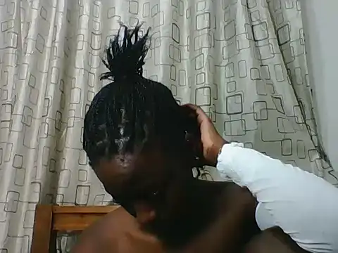 Snapshot of Darkpretty23 chatting on July 14, 2026, 2:05 am Darkpretty23 online show from July 14, 2026, 2:05 am