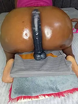 Snapshot of pretty_sexxyass chatting on July 17, 2026, 10:00 am pretty sexxyass online show from July 17, 2026, 10:00 am