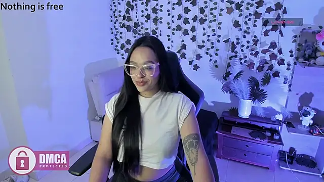 Snapshot of Spicydollx_1 chatting on May 17, 2026, 3:08 pm Spicydollx 1 online show from May 17, 2026, 3:08 pm