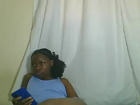 Sweetgal2025 online show from July 9, 2026, 4:16 am