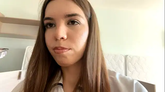 LaurindaStalford online show from July 17, 2026, 3:07 pm